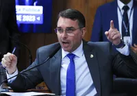 Flávio Bolsonaro cobra CPI do Banco Master: “Sem blindagem”