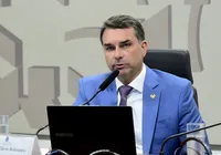 Flávio Bolsonaro planeja duas visitas à Bahia em junho