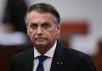 Jair Bolsonaro segue sem previsão de alta após uma semana na UTI imagem