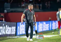 Jair Ventura celebra "pacto" cumprido pelo Vitória após vencer o Inter imagem
