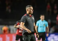 Jair Ventura manda recado ao São Paulo em vitória: "Cabia mais"
