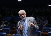 Jaques Wagner ignora críticas após derrota no Senado e confirma liderança imagem