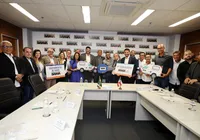 Ambulâncias: Jerônimo Rodrigues fortalece saúde em Santaluz