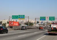 Lei quer obrigar carregadores de carros elétricos em rodovias do Brasil imagem
