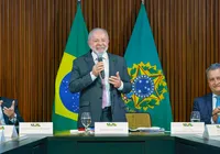Lula anuncia saída de 18 ministros para eleições de 2026