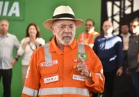 Lula ironiza relação de Flávio com Vorcaro: "Isso é caso de polícia"