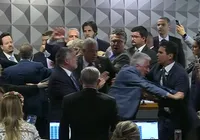 Lulinha tem sigilo quebrado e sessão da CPMI do INSS termina em briga imagem