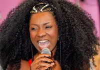 Morre, aos 49 anos, Adriana Araújo, uma das maiores vozes do samba imagem