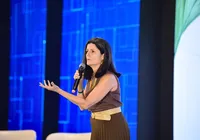 "O setor privado precisa florescer sem depender do Estado", diz Zeina Latif