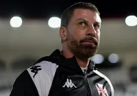 Presidente do Vasco é denunciado no STJD após confusão com Cruzeiro imagem