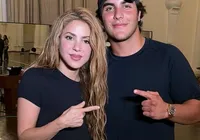 Registro de Marcelo Sangalo com Shakira agita internet imagem