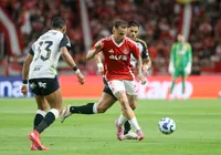 Rivais de Bahia e Vitória vivem crise e se enfrentam no Brasileirão imagem