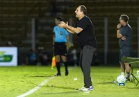 Rogério Ceni pode ser punido por suposta comunicação com auxiliar? Saiba resposta imagem