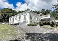 Saiba como é a mansão gigante de Didi, à venda por R$ 20 milhões