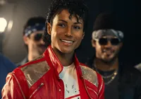 Vale a pena ver Michael? Filme entrega versão superficial do Rei do Pop imagem