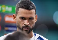 "Todos temos que melhorar, Rogério tem que melhorar", dispara atacante do Bahia imagem
