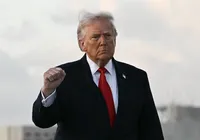 Trump se autodeclara vencedor e minimiza acordo com o Irã imagem