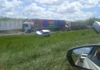 VÍDEO: grave acidente com carreta deixa morto e feridos na BR-324