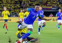 Vini Jr. surge mancando e acende alerta na Seleção Brasileira