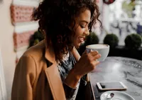 Você está tomando café do jeito certo? Especialista explica cuidados no consumo imagem