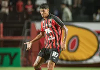 Zé Vitor mira boa sequência e pensa grande: "Olhar pra cima na tabela"