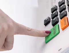 AtlasIntel: direita e esquerda dominam cenário ideológico no Brasil - Imagem