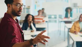 Curso gratuito de IA para professores abre vagas; veja como participar