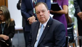 Elmar revela convites de Jerônimo e da oposição para ser vice
