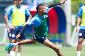 Ademir evolui em recuperação de contusão antes de jogo do Bahia - Imagem