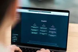 Baianos preferem olhar humano à IA em decisões sobre saúde e finanças - Imagem