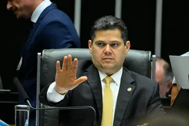 Alcolumbre fatia texto para facilitar derrubada de veto de Lula - Imagem