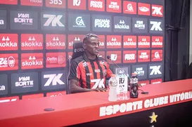 Anderson Pato revela ofertas de outros clubes e "resenha" com Marinho - Imagem