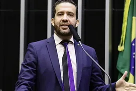André Janones faz alerta dramático sobre rumos do governo Lula - Imagem