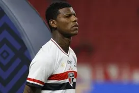 Zagueiro de time da Série A some e pode ter até trocado de telefone - Imagem