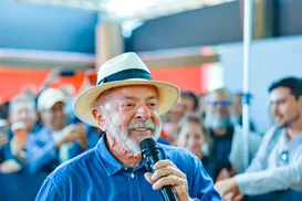 AtlasIntel: imagem positiva de Lula entre os brasileiros supera a de Flávio Bolsonaro - Imagem