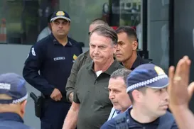 Bolsonaro apresenta melhora, mas segue na UTI sem previsão de alta - Imagem