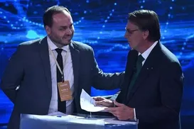 Carlos Bolsonaro diz que pai é inocente em novo desabafo - Imagem