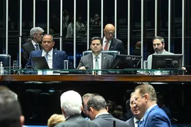 Congresso não tem data para votar veto ao PL que reduz pena de Bolsonaro - Imagem