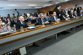 CPI pode ouvir Eduardo Leite e votar sigilo de cunhado de Vorcaro - Imagem