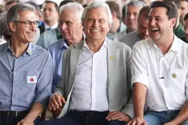 Visando eleições, 10 governadores e 10 prefeitos renunciam ao cargo - Imagem