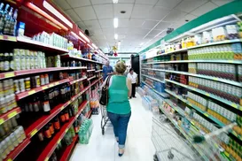 Do combustível ao tomate: veja como baianos sentem a guerra no bolso - Imagem