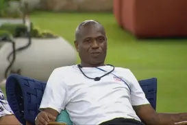 Edilson Capetinha pede desculpas após ser expulso do BBB 26 - Imagem