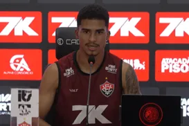 Em boa fase, Renê valoriza coletivo: "Me sacrifico muito pelo time" - Imagem