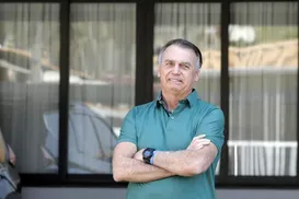 Em domiciliar, Bolsonaro pede que irmão de Michelle atue como cuidador - Imagem