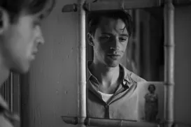 Esse filme francês transforma clássico em drama impactante - Imagem