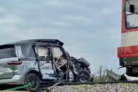 Ex-Liverpool e Arsenal morre após bater carro em trem - Imagem