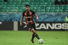 Ex-zagueiro do Vitória acerta com equipe da Série B para 2026 - Imagem