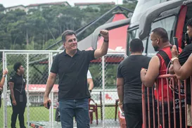 Fábio Mota se revolta após derrota polêmica: “Respeitem o Vitória” - Imagem