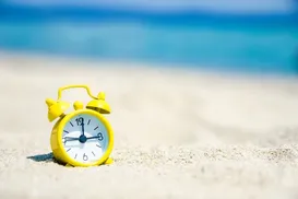 Horário de verão começa neste sábado e relógios devem ser adiantados - Imagem