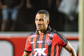 Lucas Braga rescinde com o Vitória na Justiça e sai no BID; entenda - Imagem